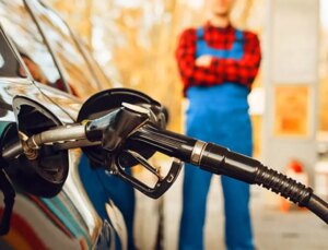 Bu geceden itibaren Akaryakıta zam geliyor