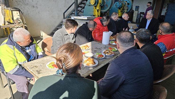 Sadullah Kısacık’tan Adana esnafının sorunlarına çözüm sözü: “sesiniz olacağız” 3 Sadullah Kısacık’tan Adana esnafının sorunlarına çözüm sözü: “sesiniz olacağız” Untitled 1 10