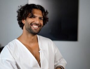 Faladdin ve Binnaz’a gözaltı