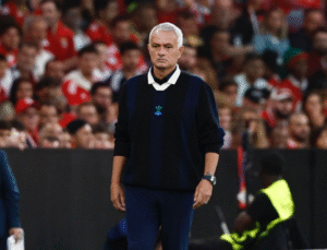 Fenerbahçe’de Mourinho ile yollar ayrıldı!