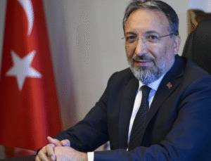 Yeni Diyanet İşleri Başkanı Prof. Dr. Safi Arpaguş oldu