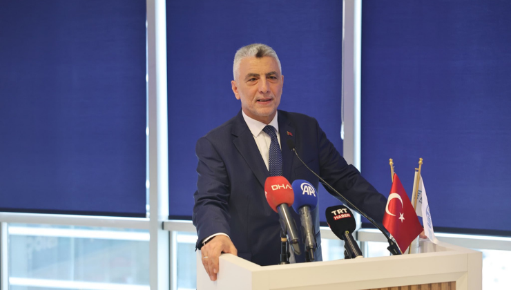 Ticaret Bakanı Ömer Bolat: “İhracatta rekor yıl, hedef 273,8 milyar dolar”