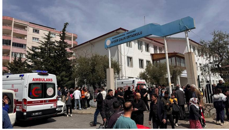 Bayram ve kurşun arasında çocukluk