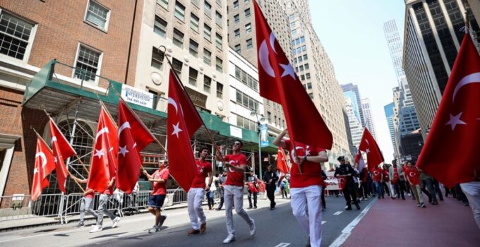 New York’ta 43. Türk Günü Yürüyüşü heyecanı: Program detayları belli oldu