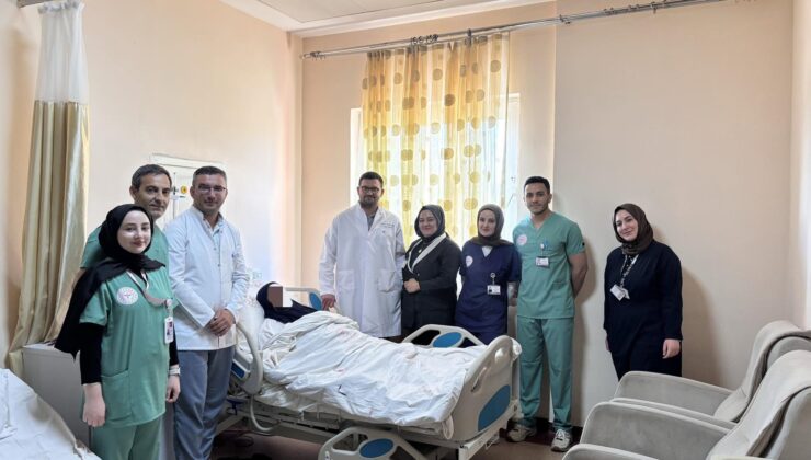 Hınıs Devlet Hastanesi’nde bir ilk: Laparoskopik diyafram fıtığı ameliyatı