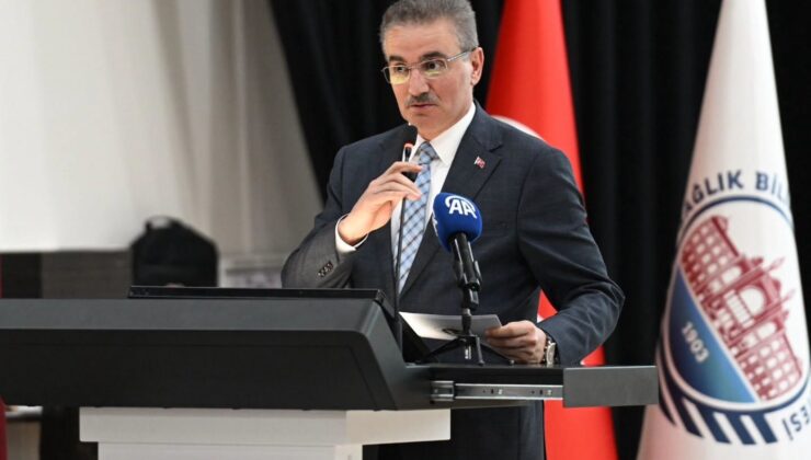 Erzurum Tıp Fakültesi ilk mezunlarını verdi: Vali Aydın Baruş'tan mesajlar 2 Erzurum Tıp Fakültesi ilk mezunlarını verdi: Vali Aydın Baruş'tan mesajlar Erzurum Tip Fakultesi ilk mezunlarini verdi Vali Aydin Barustan mesajlar2