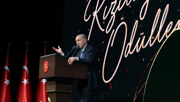 Cumhurbaşkanı Erdoğan Türk Kızılay Ödülleri töreninde konuştu: Yerli ilaç müjdesi
